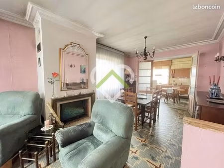 maison 7 pièces 110 m²