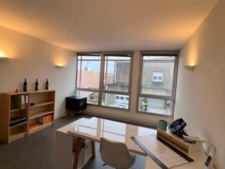 à louer bureaux 45m2 beziers proche auchan et toutes commodités