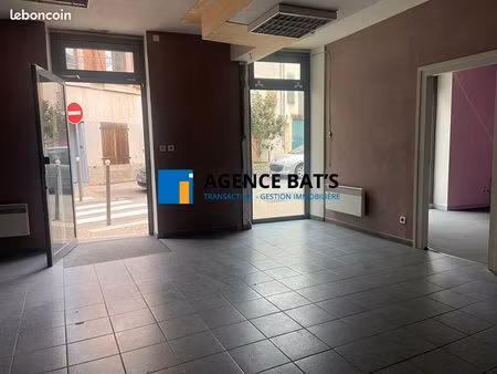 local commercial 80 m² sury le comtal