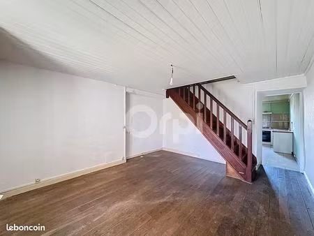 maison 2 pièces 56 m²