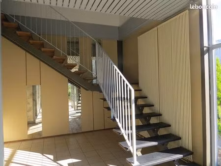 bureaux à louer zone commerciale