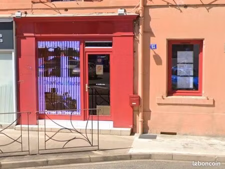 local commercial centre ville 60m²