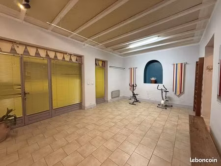 local commercial 60 m² amélie-les-bains-palalda