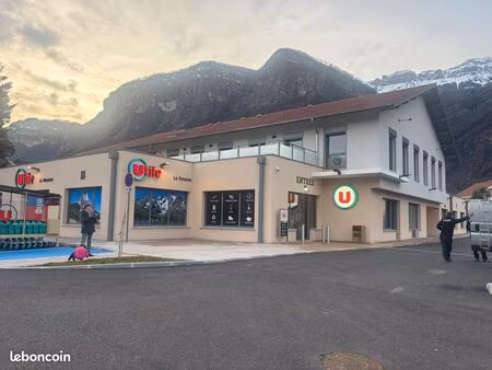 local activite la terrasse