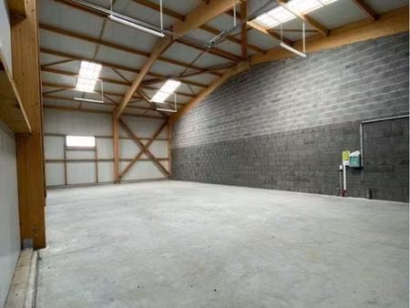 local à louer 200m2