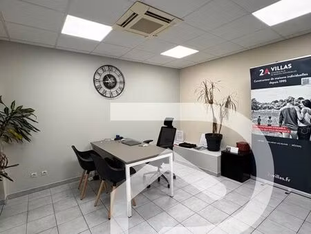 local commercial 40 m² sete