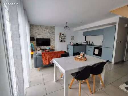 maison 85m²  3 chambres