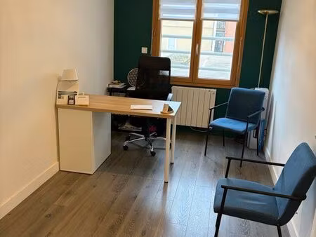 location bureau 10m2