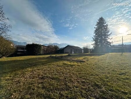 terrain constructible exceptionnel avec son garage de 50m²