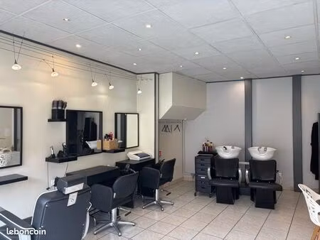 fonds de commerce salon de coiffure mixte  barbier  onglerie  31200 toulouse barrière de p