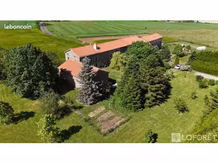 ferme 6 pièces 248 m²