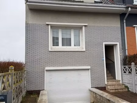 loue maison semi individuelle a fretin