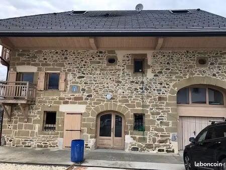 à vendre – duplex 160 m² dans ancienne ferme – marcellaz-albanais (74150) volumes généreux
