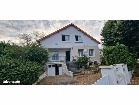 immeuble 12 pièces 185 m²