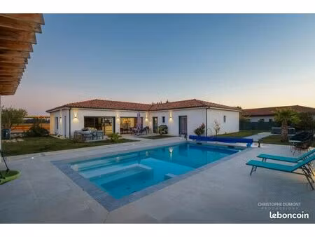 maison 200m2 belles prestations