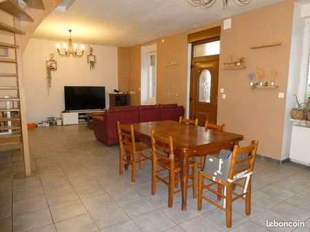 maison 5 pièces 108 m²