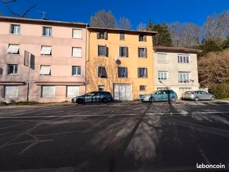 immeuble 300 m² isle