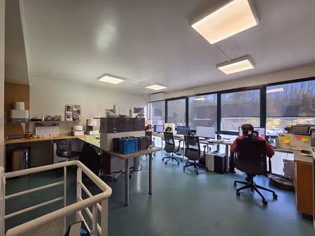 grésy-sur-aix local 100 m² modulable : potentiel 3 lots à forte rentabilité entre genève  