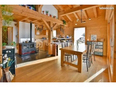 chalet 4 pièces 135 m²