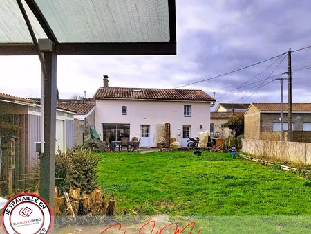 maison en pierre - 118m² - 3 chambres - jardin - aucun travaux -