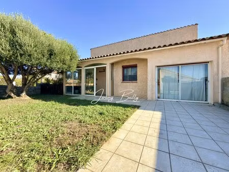 maison de plain-pied 4 chambres  3 faces  sur terrain de 400 m²