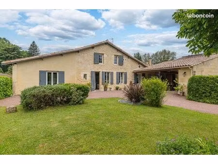 maison familiale 166m2  charme de la pierre