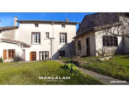 ideal artisan - agréable maison de village en pierres 160m² avec jardin et dépendances