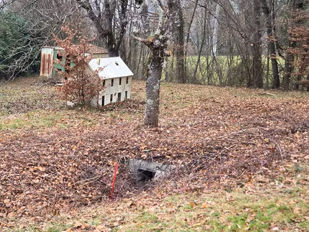 terrain gresy sur aix 1680 m2 surface de plancher autorisée : 250 m²