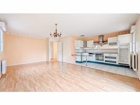 appartement 4 pièces - 81m²