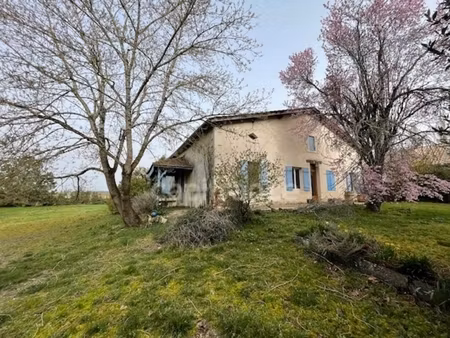 maison de 140m2  3 chambres  garage  terrain 2 300m2 à seyches