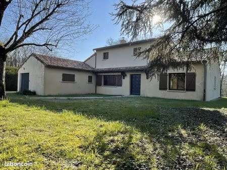 pavillon 5 pièces 140 m²