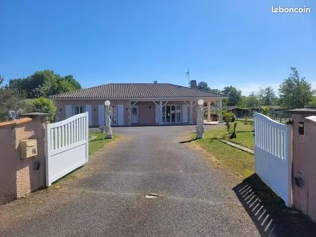 ? maison 150 m² + véranda – terrain 1500 m² – 299 000 – saint-laurent-médoc