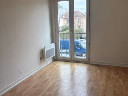 appartement 1 pièce 19 m²