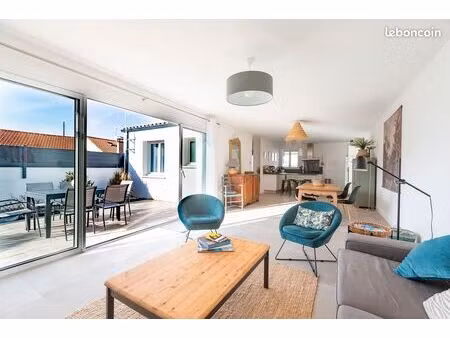 location meublée - maison de plain-pied proche centre-ville  3 chambres