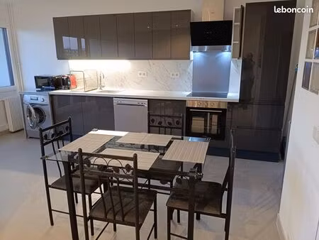 appartement 3 pièces (67m2) meublé avec balcon