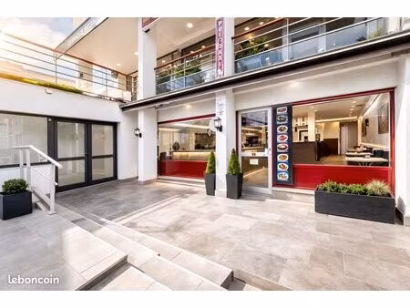 murs commerciaux 99 m² reignier-ésery