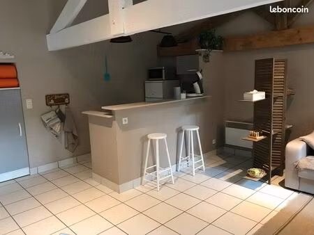 meublé 2 km centre ville