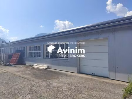 local d'activités à louer