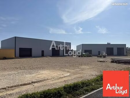 local d'activite 363 m² biard