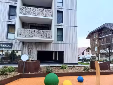 local d'activités à vendre
