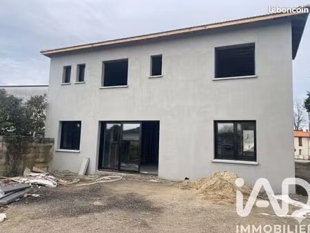 immeuble 4 m² toulenne