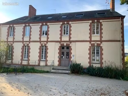 bureaux à louer quartier ferrié lavall