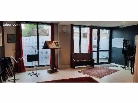 local d'activité 40 m2