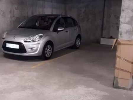 place de parking à louer – gare de nantes (à 1 min à pied)