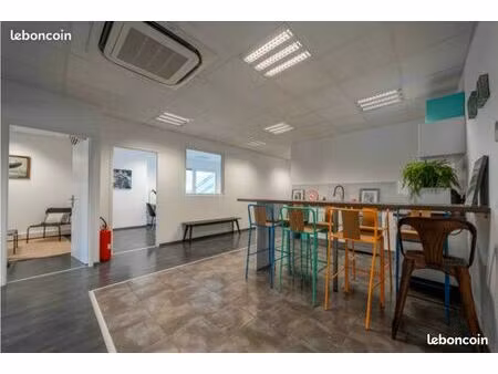 bureau privatif lumineux à louer – meythet