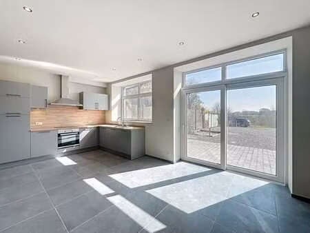 schaltin – maison 4 chambres avec terrasse