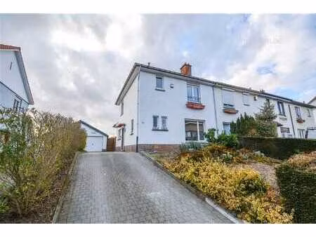 maison confortable et entièrement rénovée de 3 chambres à co