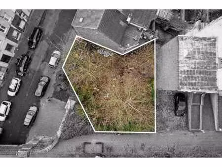 terrain à bâtir – 2 ares 60 ca – square prince léopold