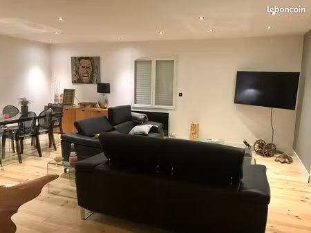 maison avec locataires