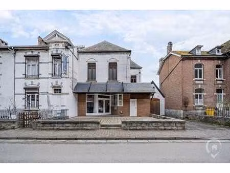 maison de commerce à vendre à hastière